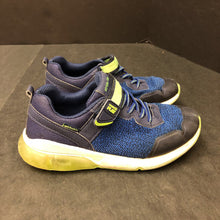 Load image into Gallery viewer, Boys Velcro Sneakers
