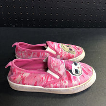 Load image into Gallery viewer, Girls Camo Shoes
