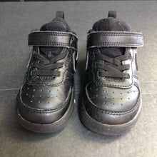 Load image into Gallery viewer, Boys Court Borough Low 2 Sneakers
