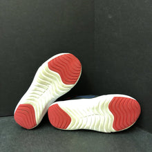 Load image into Gallery viewer, Boys Flex Plus Running Sneakers
