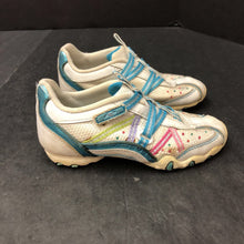 Load image into Gallery viewer, Girls Sparkly Shoes

