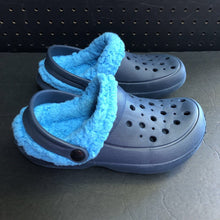 Load image into Gallery viewer, Boys Lined Slip On Shoes (Aldi)
