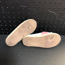 Load image into Gallery viewer, Girls Bow Slip On Shoes
