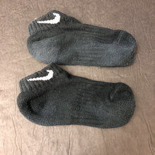 Load image into Gallery viewer, Boys Socks
