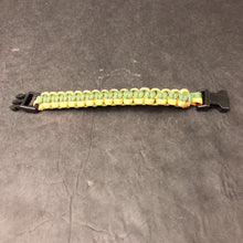 Load image into Gallery viewer, Paracord Bracelet
