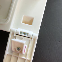 Load image into Gallery viewer, Doctor Cast &amp; Bandage Making Station w/Accesories
