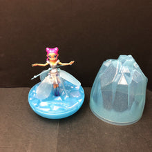 Load image into Gallery viewer, Crystal Flyer Starlight Idol
