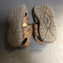 Load image into Gallery viewer, Boys Sandals
