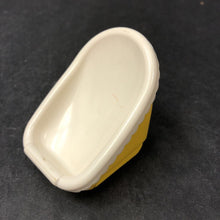 Load image into Gallery viewer, Dollhouse Baby Car Seat
