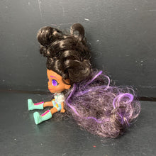 Load image into Gallery viewer, Skylar African American Doll (Hairdorables)
