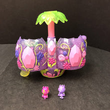 Load image into Gallery viewer, Secret Scene Crystal Canyon Playset w/Figures
