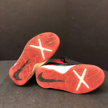 Load image into Gallery viewer, Boys Team Hustle D10 Basketball Sneakers
