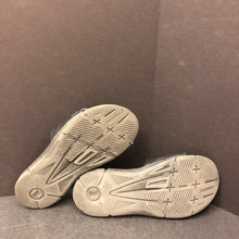 Load image into Gallery viewer, Boys Slide On Shoes
