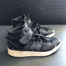 Load image into Gallery viewer, Boys High Top Sneakers
