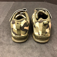 Load image into Gallery viewer, Boys Camo Shoes (Qiutexong)
