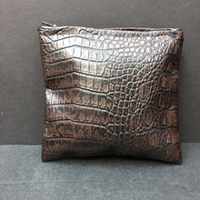 Load image into Gallery viewer, Alligator Print Clutch Bag (Estee Lauder)
