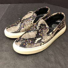 Load image into Gallery viewer, Girls Snake Print Shoes
