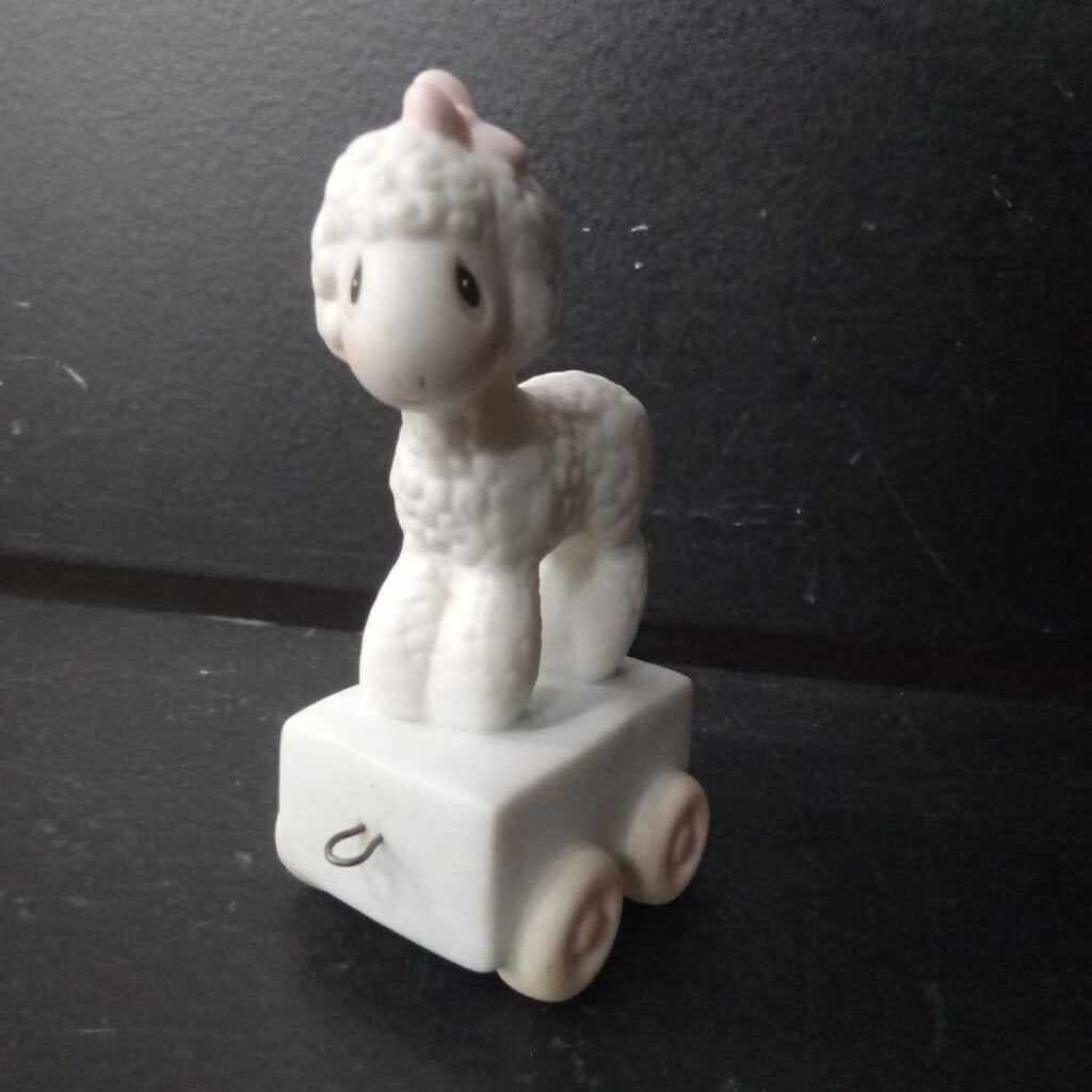 Happy Birthday Little Lamb Age 1 Figurine 1985 Vintage Collectible