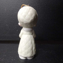 Load image into Gallery viewer, Wishing You A Cozy Christmas Ornament 1986 Vintage Collectible
