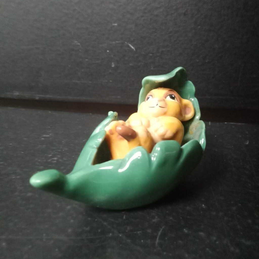 Baby Simba in Leaf Figurine