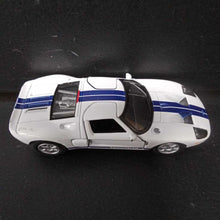 Load image into Gallery viewer, 2006 Ford GT car
