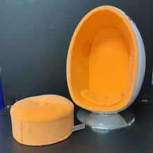Load image into Gallery viewer, Julies Egg Seat and Speaker for 18" Dolls
