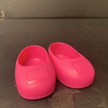Load image into Gallery viewer, Buckle Shoes for 18" Doll
