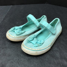 Load image into Gallery viewer, Girls Striped Shoes
