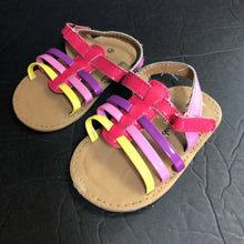 Load image into Gallery viewer, Girls Strappy Sandals
