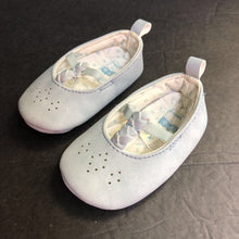 Load image into Gallery viewer, Girls Braided Shoes
