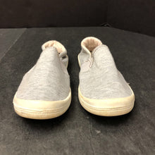 Load image into Gallery viewer, Girls Slip On Shoes

