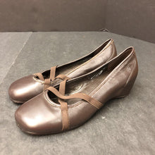 Load image into Gallery viewer, Girls Strappy Shoes (fitzwell)
