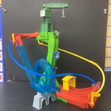 Load image into Gallery viewer, MINIS Playset with Three Action Packed Stunt Tracks
