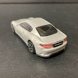 Maserati Gran Turismo Diecast Car (Bburago)