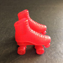 Load image into Gallery viewer, Mini Brands 2pk Sonic Drive In Roller Skates
