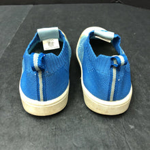 Load image into Gallery viewer, Boys Slip On Shoes
