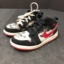 Load image into Gallery viewer, Boys Air Jordan 1 Sneakers
