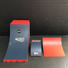 Load image into Gallery viewer, 3pc Finger Street Tour Skateboard Ramp Set
