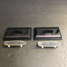Load image into Gallery viewer, 2pk Mini Finger Skateboards w/Display Stands (Malibu International)
