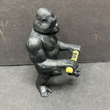 Load image into Gallery viewer, Animal Kingdom Gorilla 1998 Vintage Collectible
