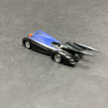 Load image into Gallery viewer, Batman Microverse Batman &amp; Robin Batmobile Car 1997 Vintage Collectible
