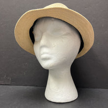 Load image into Gallery viewer, Boys Straw Sun Hat
