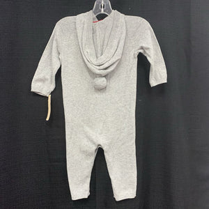 Hooded Outfit