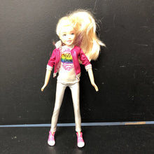 Load image into Gallery viewer, Singing Jojo Doll Battery Operated
