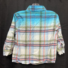 Load image into Gallery viewer, Plaid Button Down Shirt
