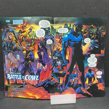 Load image into Gallery viewer, Batman: Battle for the Cowl #1 (July 2009) (DC Comics) -paperback comics
