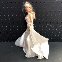 Load image into Gallery viewer, Starlight Dance Doll 1996 Vintage Collectible
