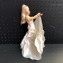 Load image into Gallery viewer, Starlight Dance Doll 1996 Vintage Collectible
