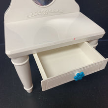 Load image into Gallery viewer, Light Up Vanity for 18" Doll Battery Operated

