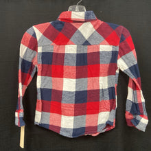 Load image into Gallery viewer, Plaid Button Down Shirt
